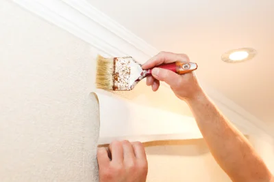 Pose de papier peint à Cuverville — revêtements muraux et toiles de verre